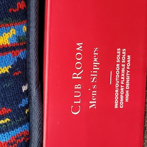 Club Room Men's Red Blue Indoor Outdoor Slippers Size Med 8-9 - Picture 2 of 7